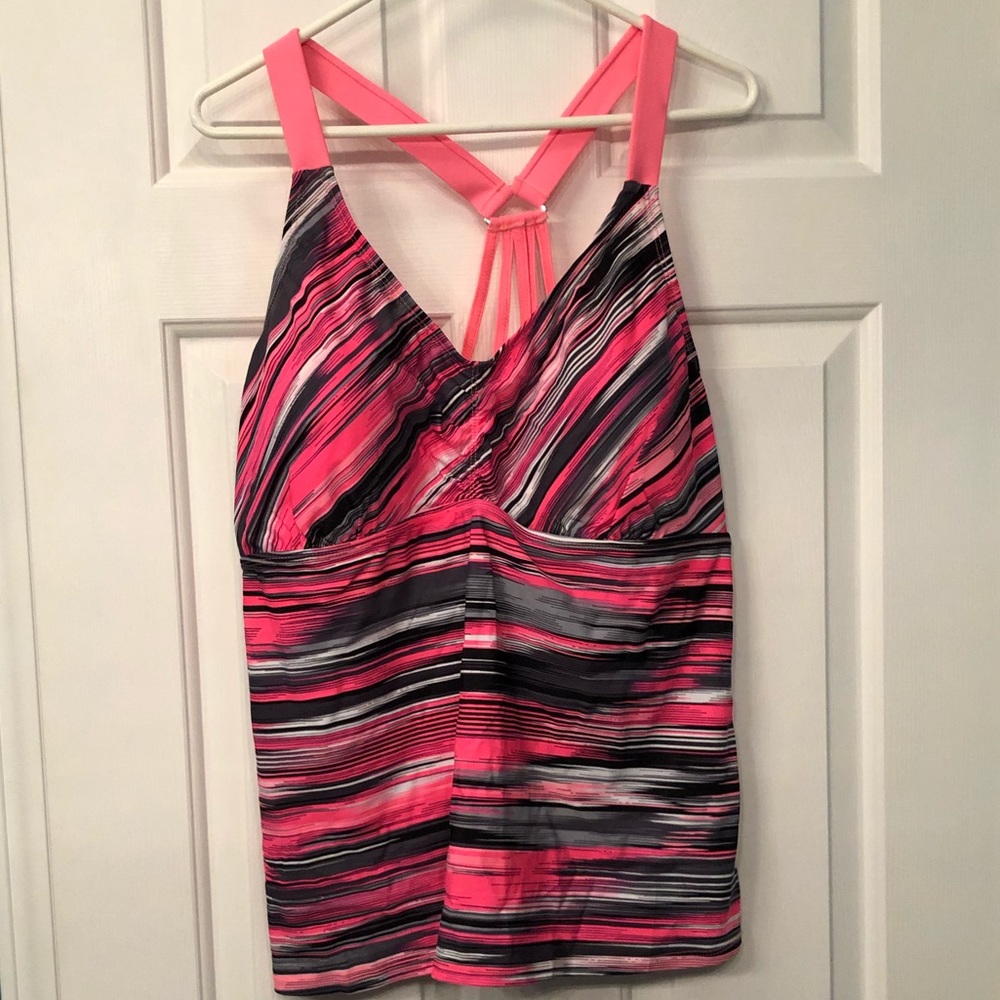 Women’s bathing suit top